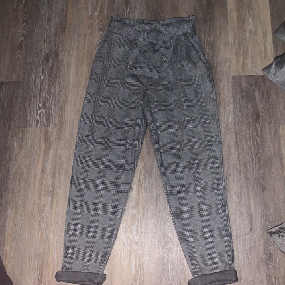 Checkered cute trousers!